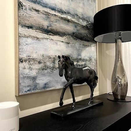 2Br Urban Vista Retreat Chcl F7 Leilighet Chigwell Eksteriør bilde