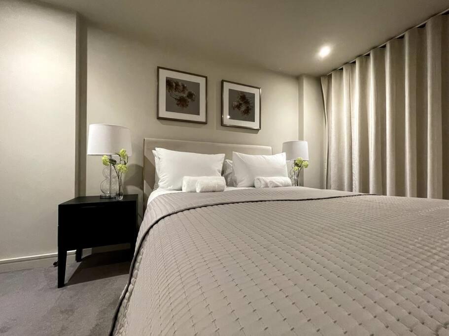 2Br Urban Vista Retreat Chcl F7 Leilighet Chigwell Eksteriør bilde