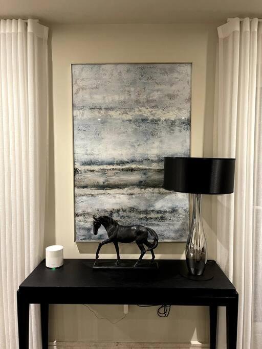 2Br Urban Vista Retreat Chcl F7 Leilighet Chigwell Eksteriør bilde